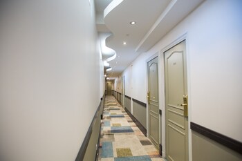 the originals boutique hotel cassitel cassis port