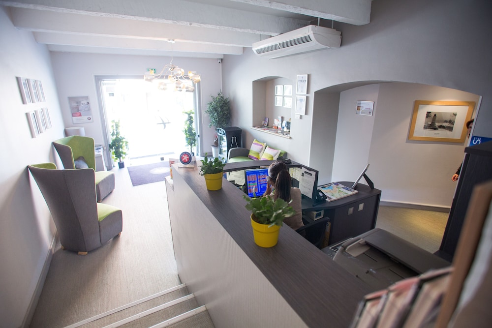 the originals boutique hotel cassitel cassis port