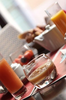 the originals boutique hotel cassitel cassis port