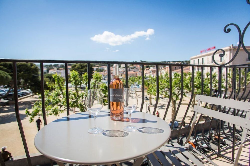 the originals boutique hotel cassitel cassis port