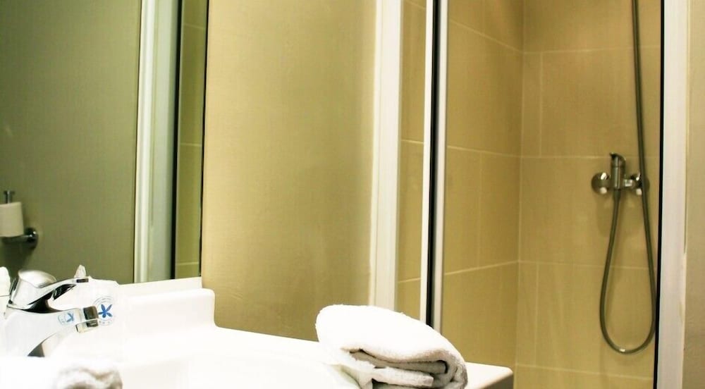 the originals boutique hotel cassitel cassis port