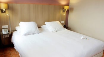 the originals boutique hotel cassitel cassis port