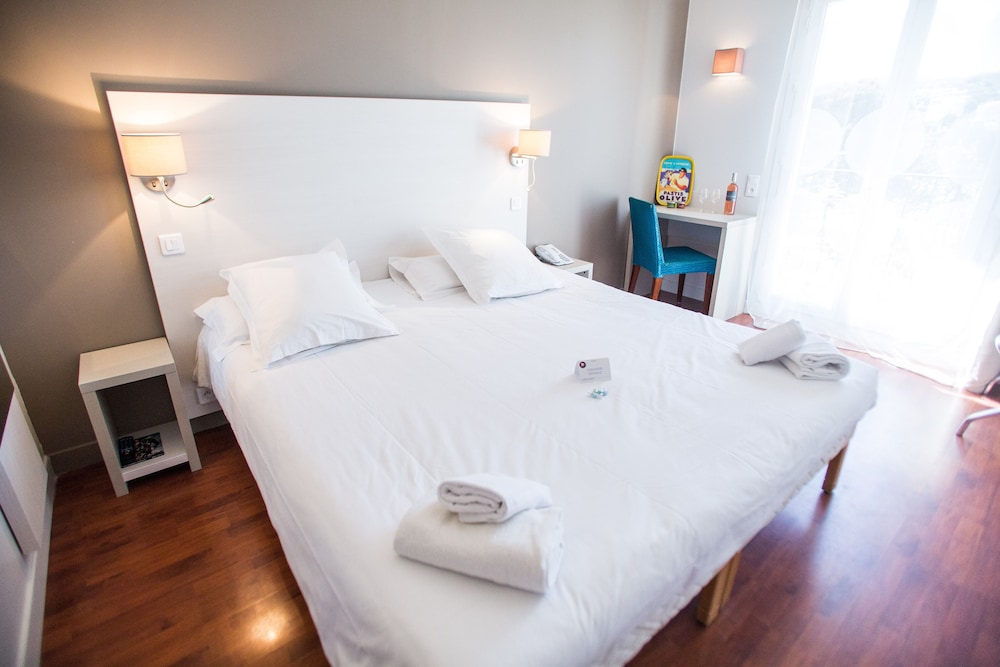 the originals boutique hotel cassitel cassis port