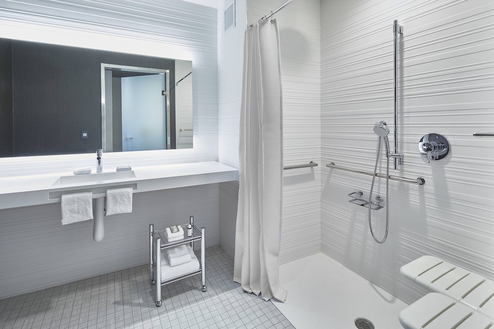 ac hotel by marriott cleveland beachwood