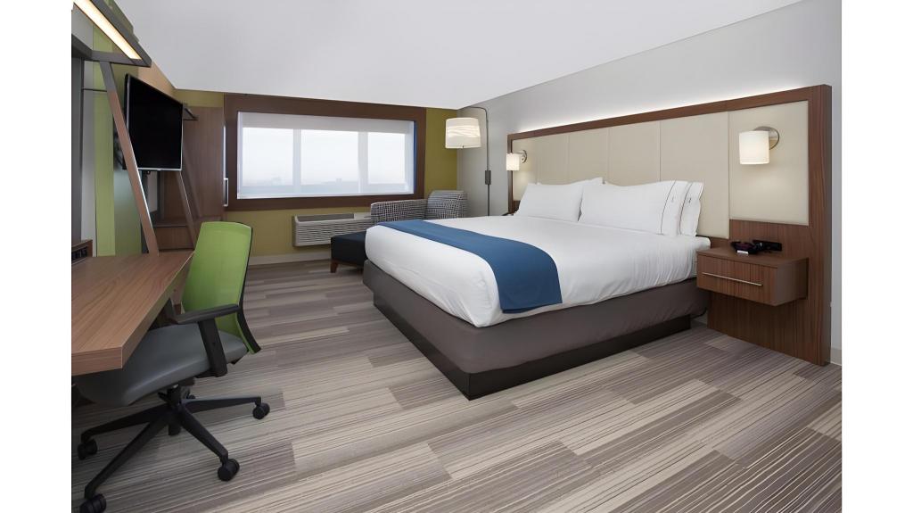 holiday inn express and suites oklahoma city airport