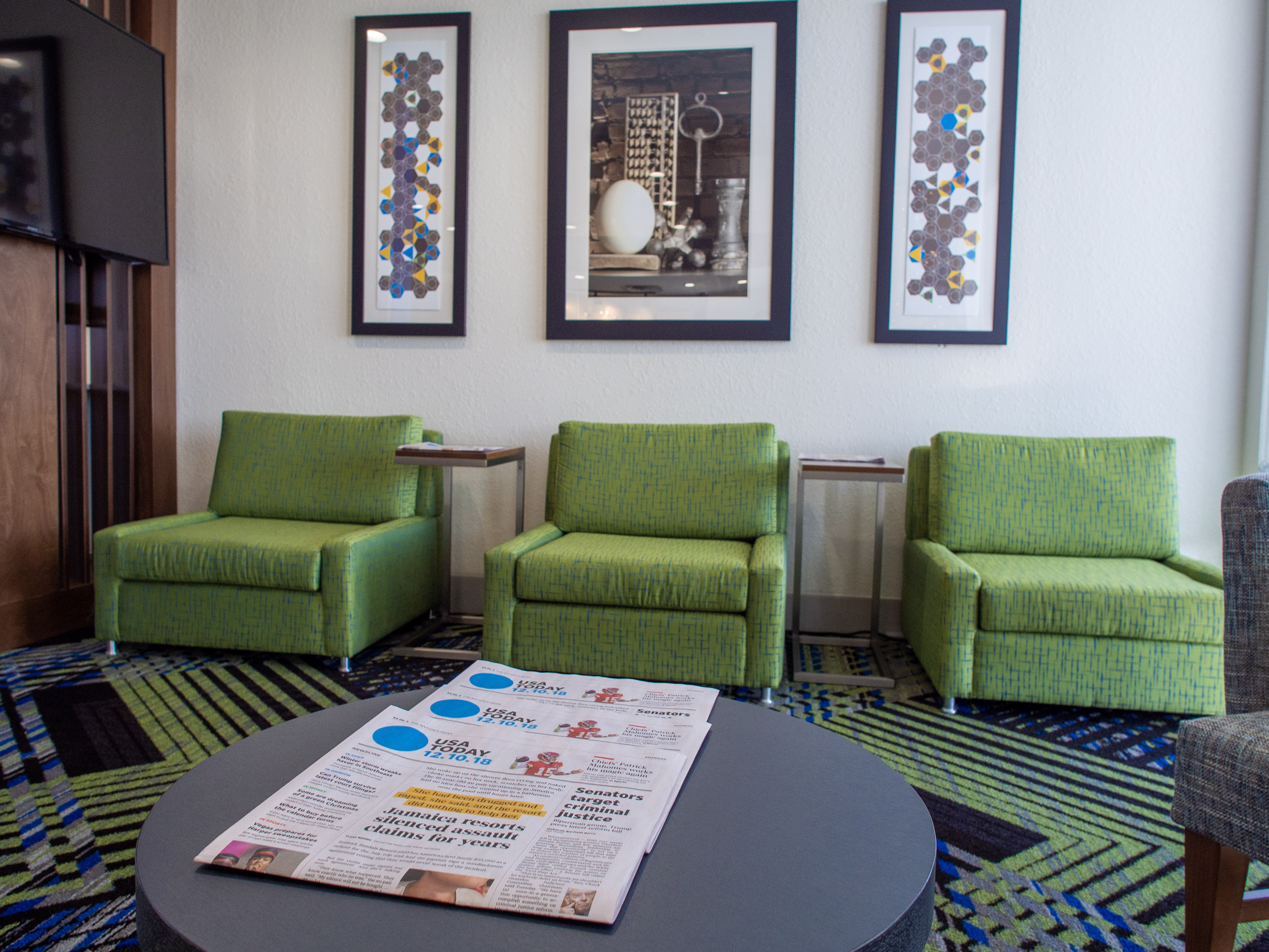 holiday inn express and suites oklahoma city airport