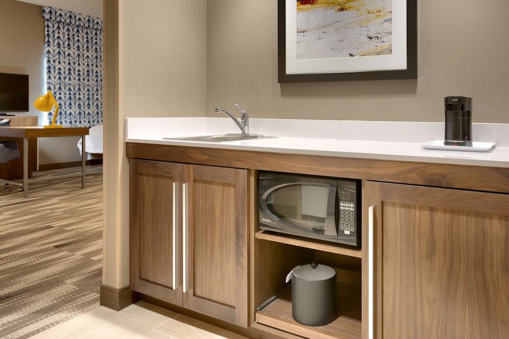 hampton inn and suites rexburg