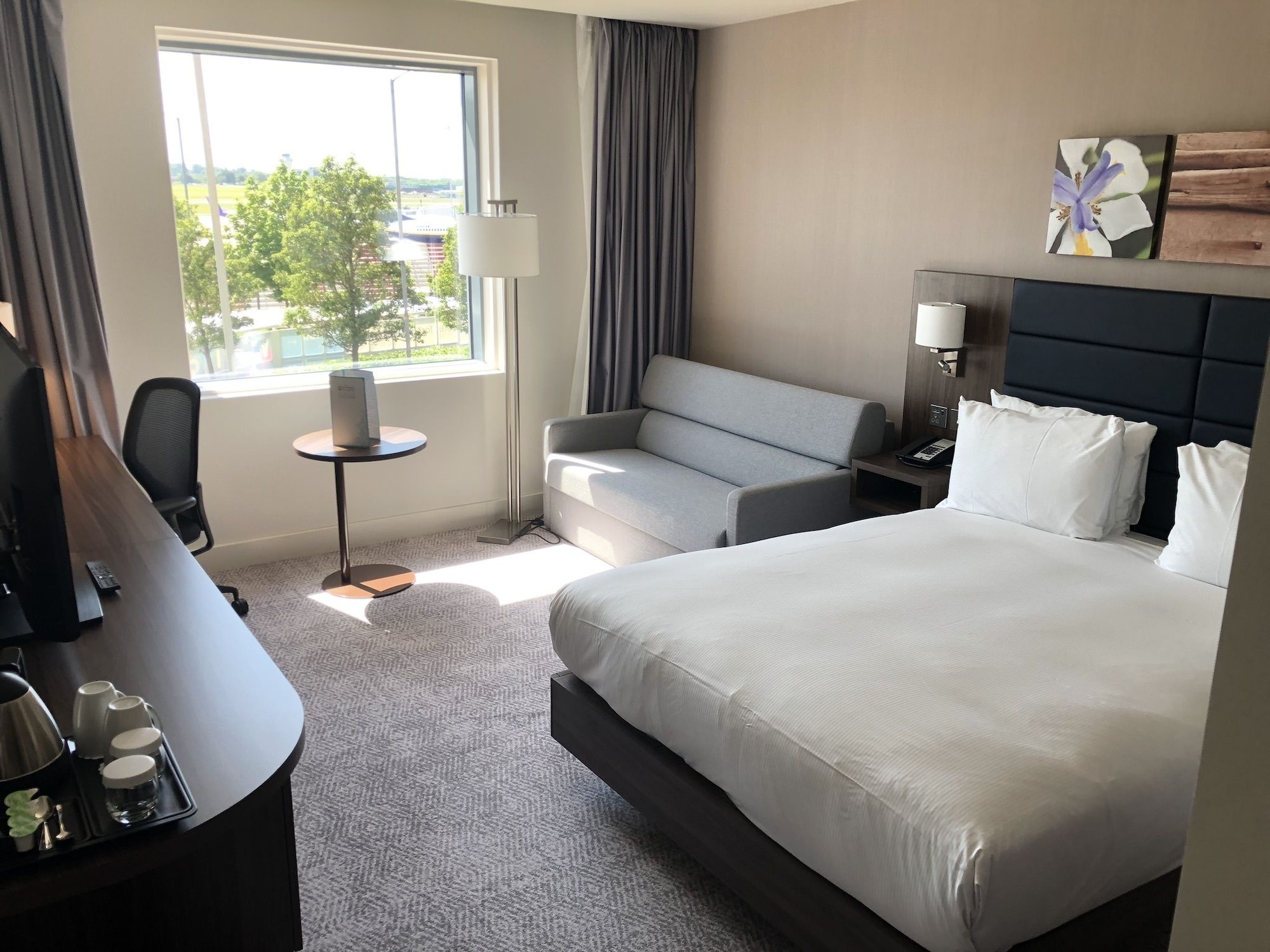 hilton garden inn birmingham airport