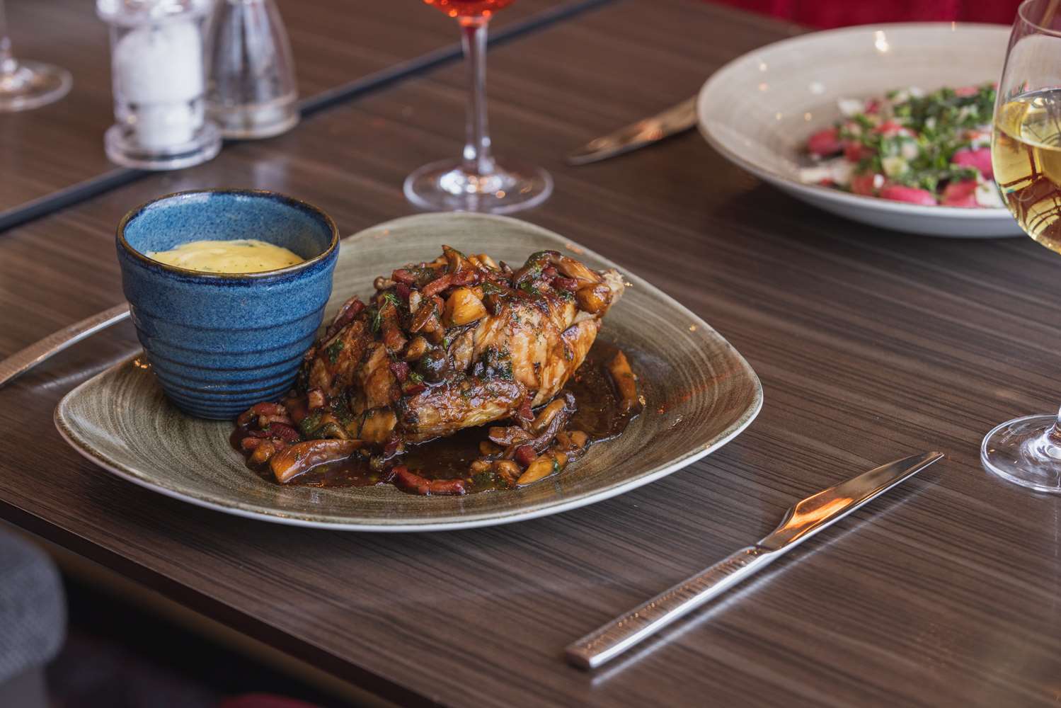 hilton garden inn birmingham airport