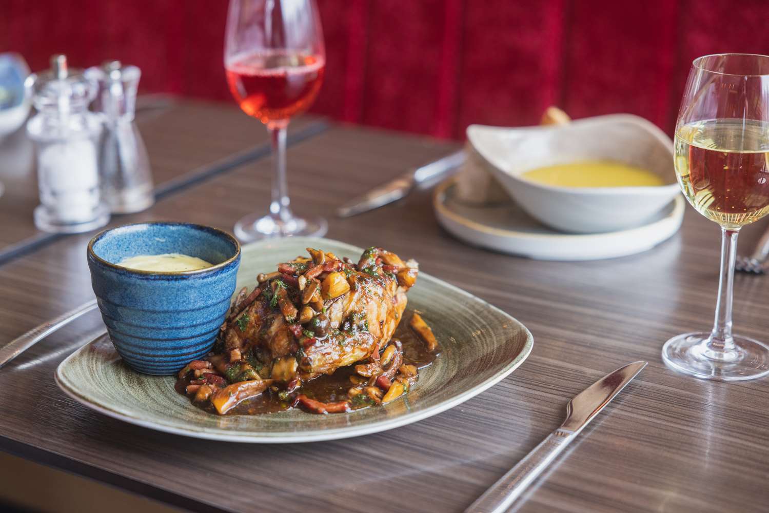 hilton garden inn birmingham airport