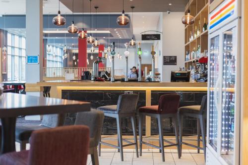 hilton garden inn birmingham airport