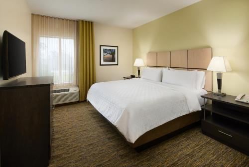 candlewood suites valdosta mall an ihg hotel