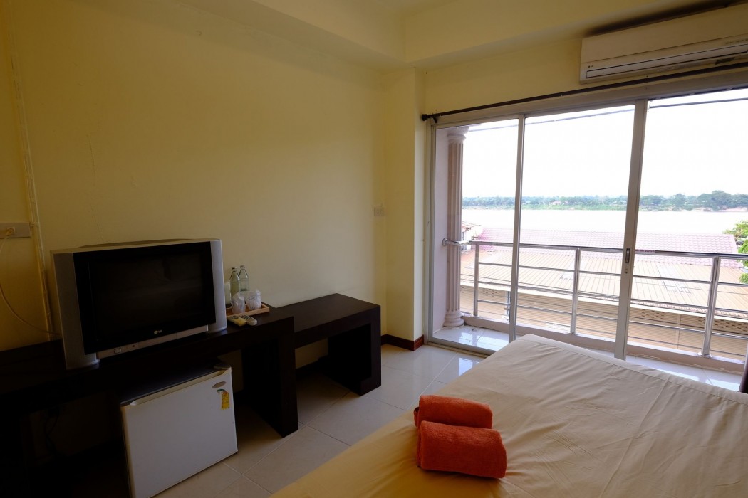 baan rim khong hotel