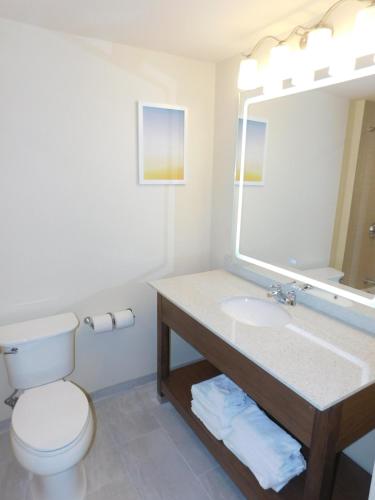days inn and suites by wyndham kearney