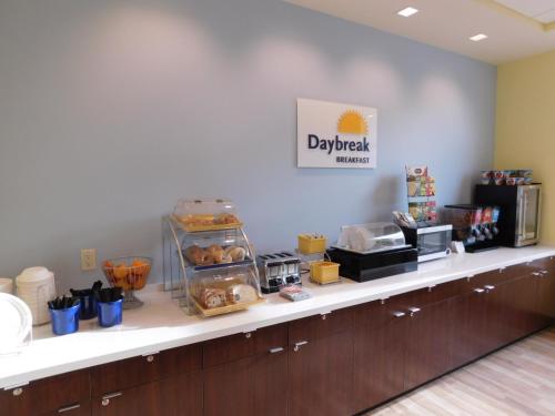 days inn and suites by wyndham kearney