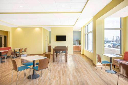 days inn and suites by wyndham kearney