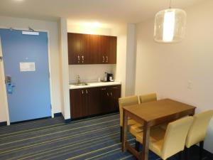 days inn and suites by wyndham kearney