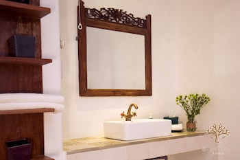 banyan boutique by 5h