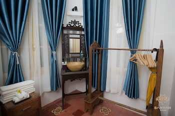 banyan boutique by 5h