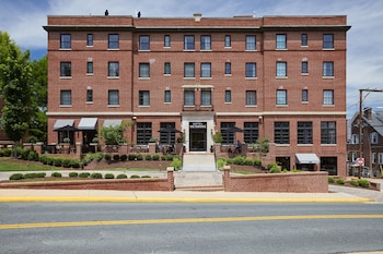 hotel weyanoke