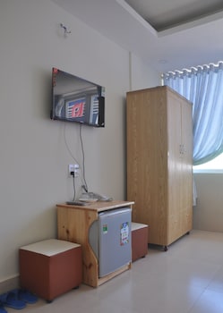 hoang nguyen hotel