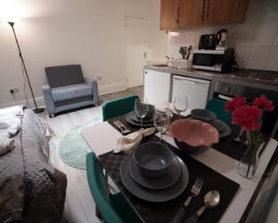 london queens apartments