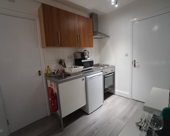 london queens apartments