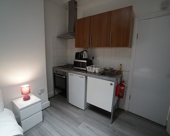 london queens apartments