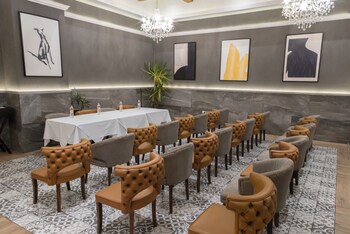 voco royalty puebla downtown by ihg