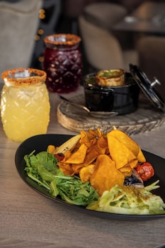 voco royalty puebla downtown by ihg