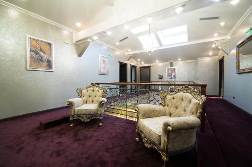 hotel 5 continents
