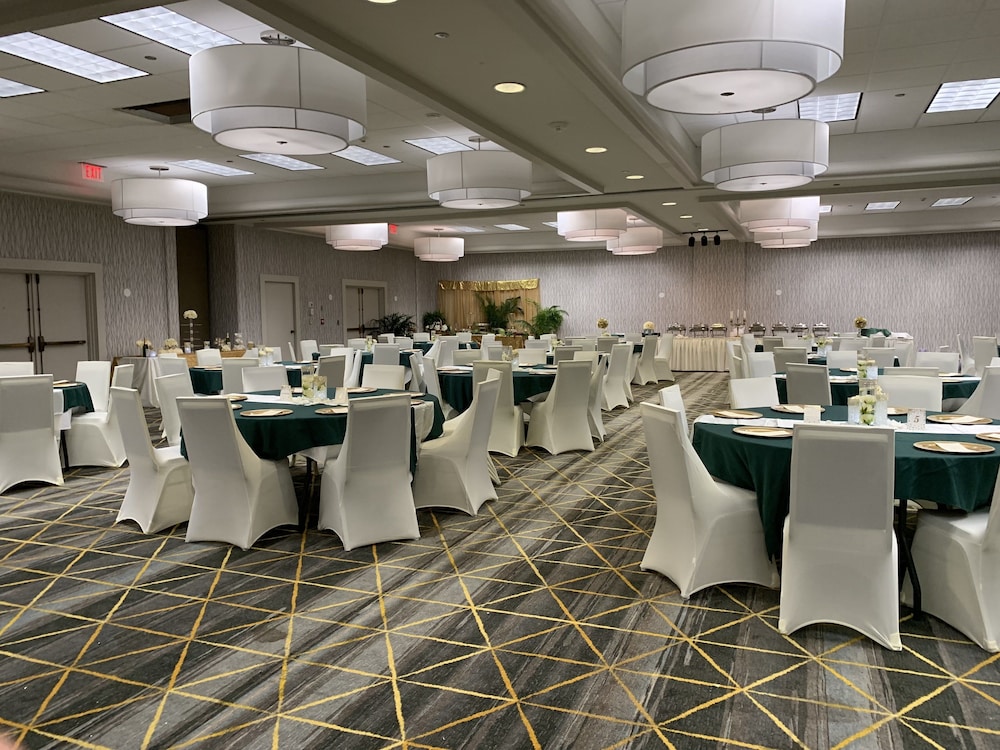 holiday inn baton rouge south by ihg