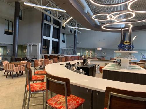 holiday inn baton rouge south by ihg