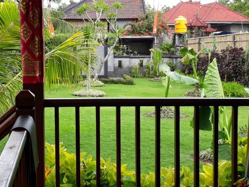 the seaman garden huts