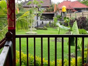 the seaman garden huts