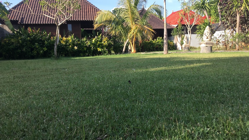 the seaman garden huts