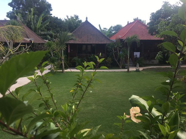 the seaman garden huts