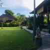 the seaman garden huts