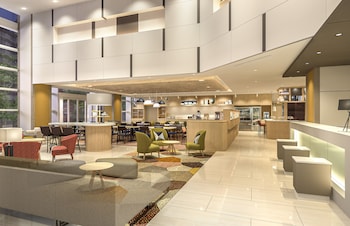 holiday inn and suites shin osaka an ihg hotel