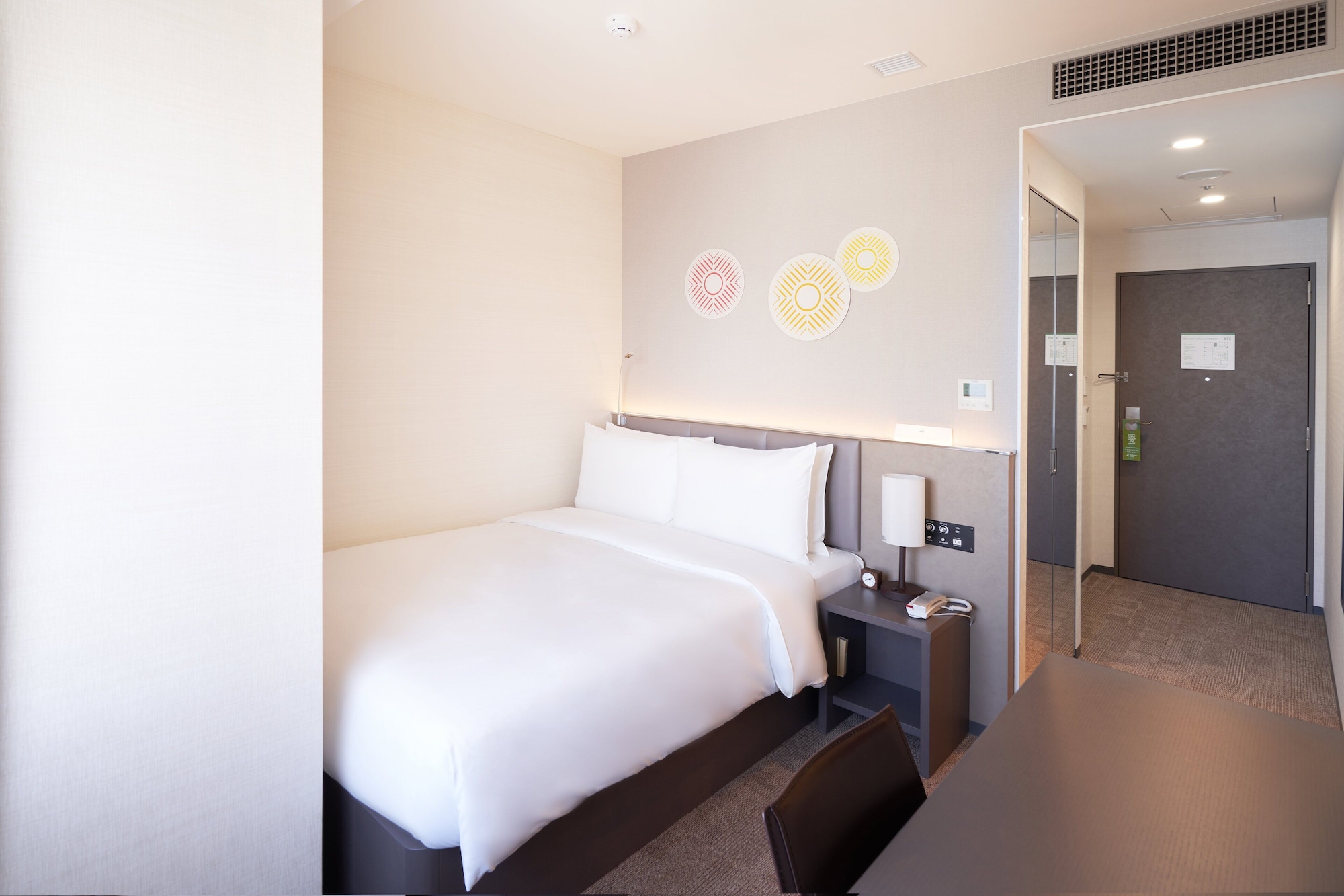 holiday inn and suites shin osaka an ihg hotel