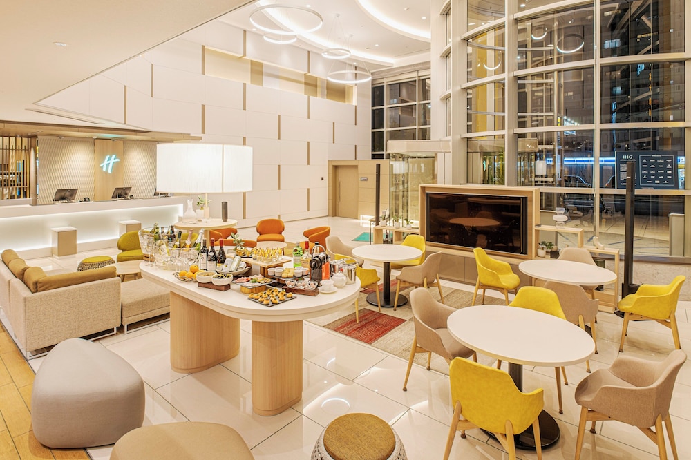 holiday inn and suites shin osaka an ihg hotel