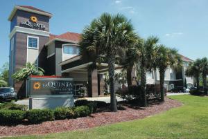 La Quinta Inn & Suites Baton Rouge Denham Springs,Denham Springs>>Baton Rouge,3 star