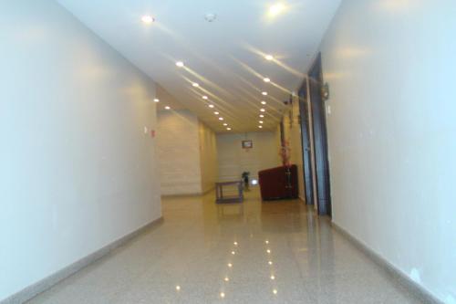 the curzon court
