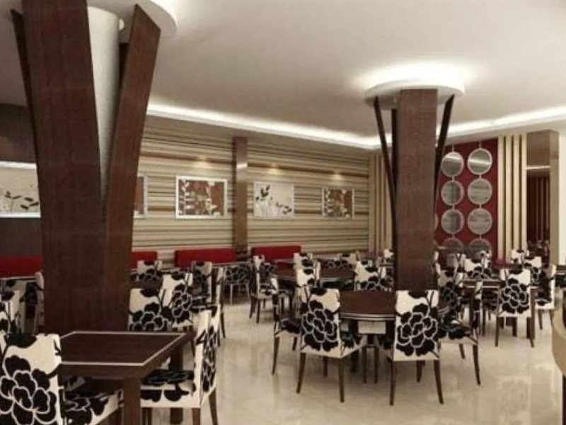 grand mansion blitar