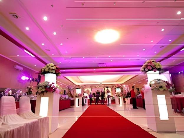 grand mansion blitar