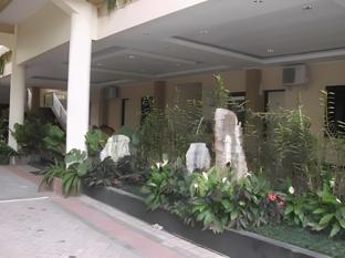 grand mansion blitar