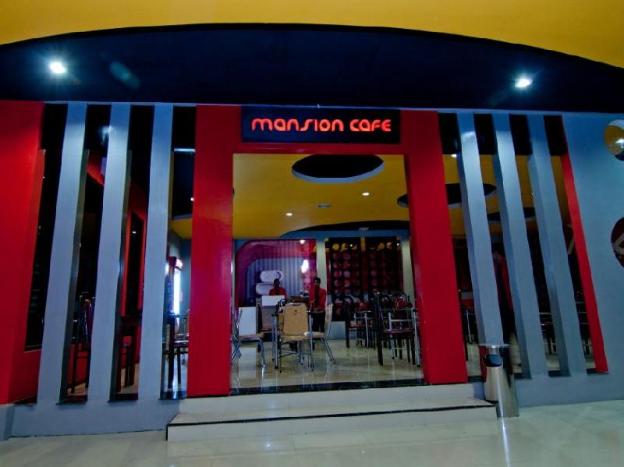 grand mansion blitar