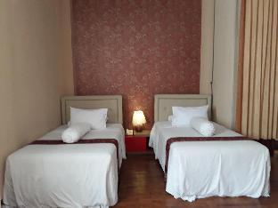 grand mansion blitar