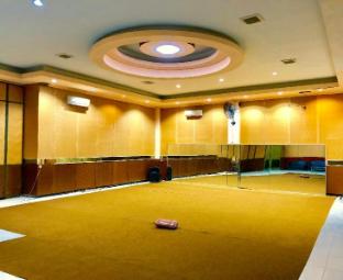 grand mansion blitar