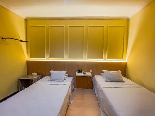 grand mansion blitar